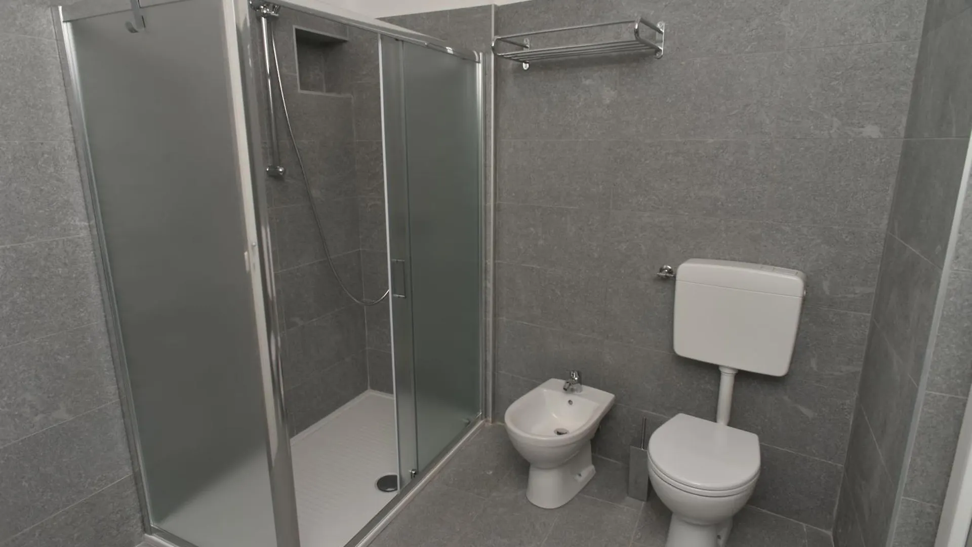דירות Colico Centro Living